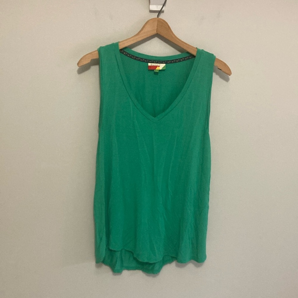 Fervour Green Relaxed Tank Top with v-neck, size medium